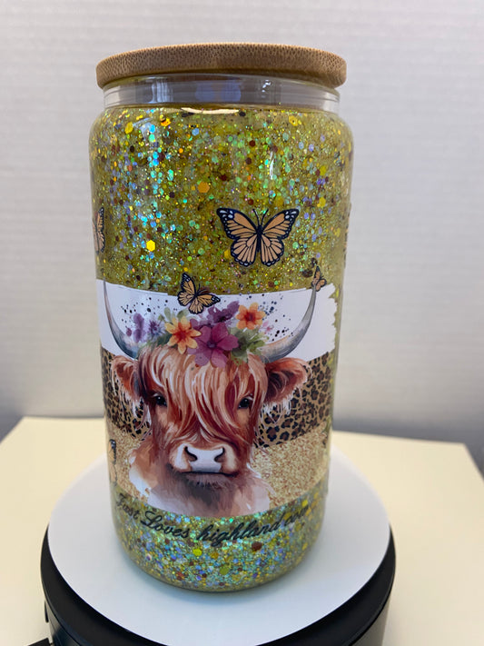 Highland Cow Snow Globe Tumbler